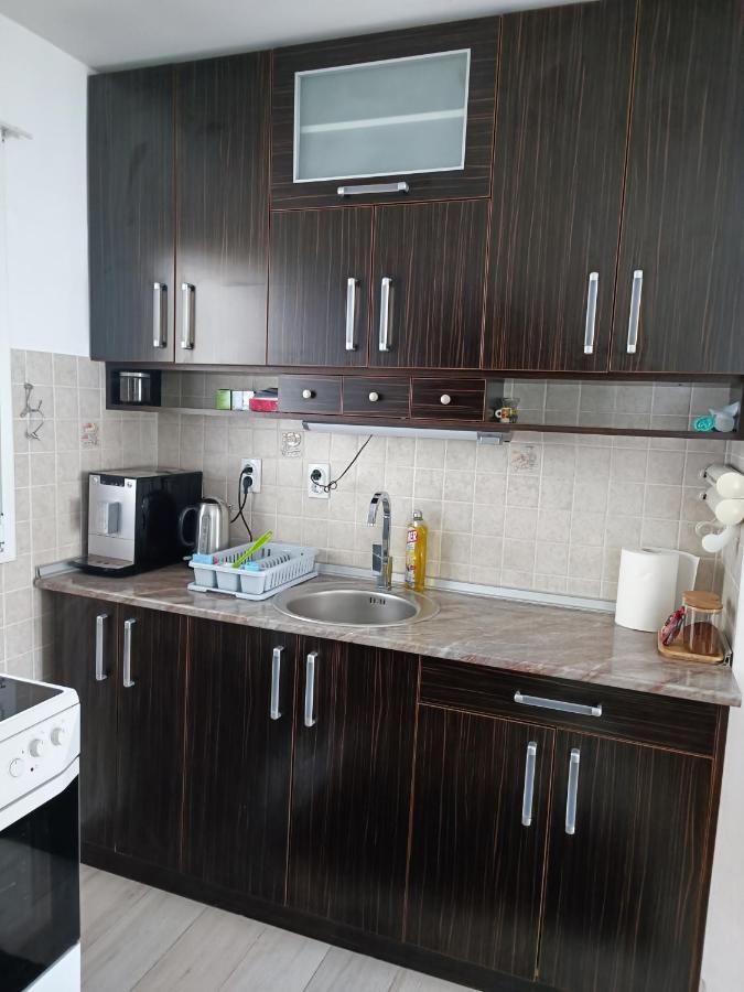 Serbian Home With Garden Krnjaca ภายนอก รูปภาพ