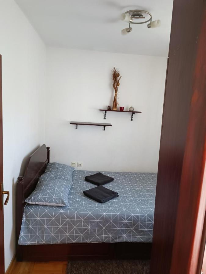Serbian Home With Garden Krnjaca ภายนอก รูปภาพ