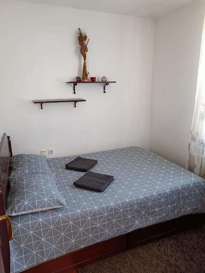 Serbian Home With Garden Krnjaca ภายนอก รูปภาพ